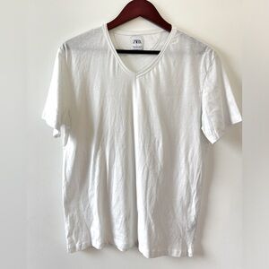 Zara men’s v neck white t shirt size M 40